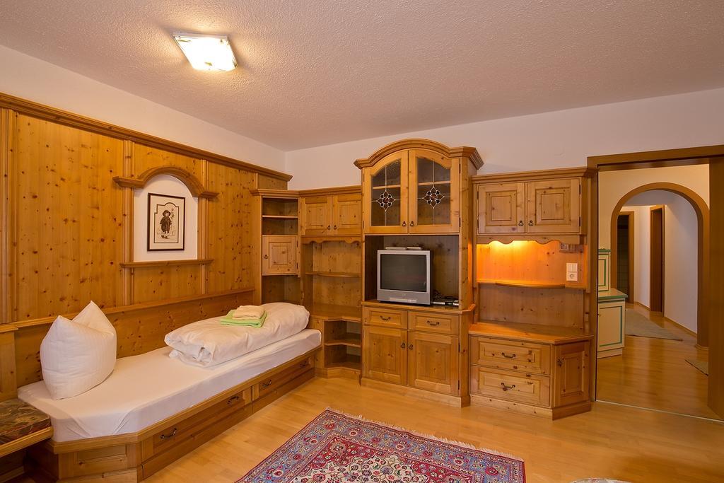 Apart Auer Umhausen Room photo